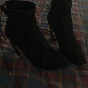 Shoe Dazzle Suede High Heeled Boots